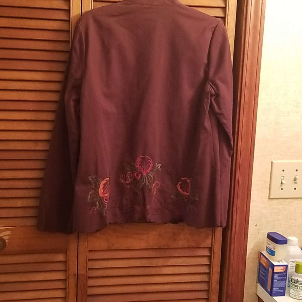 Lightweight jacket - Picture 2 of 6